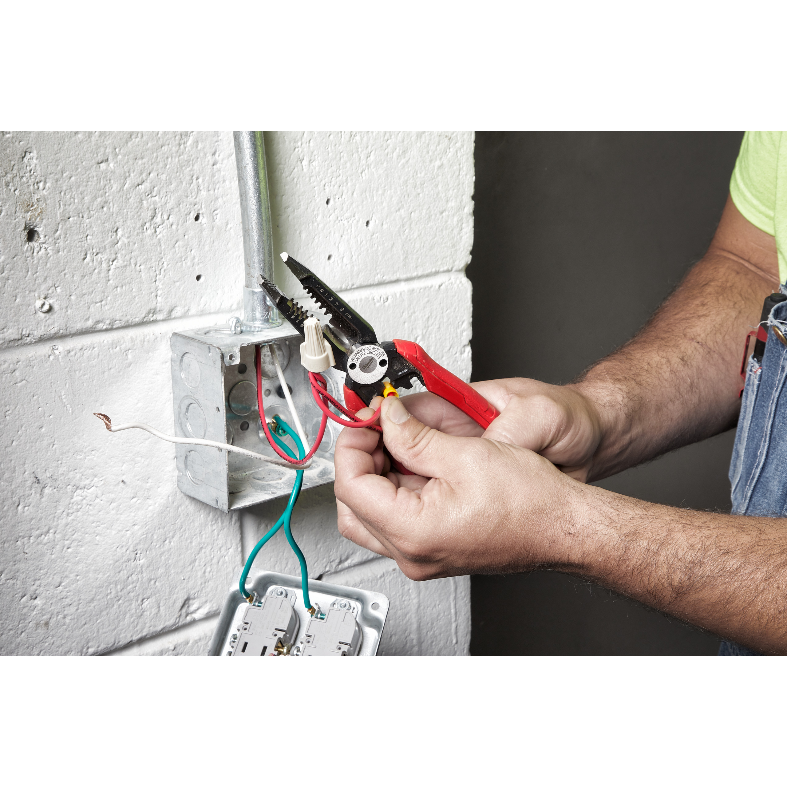 61S2qlMWh6L._AC_SX679_